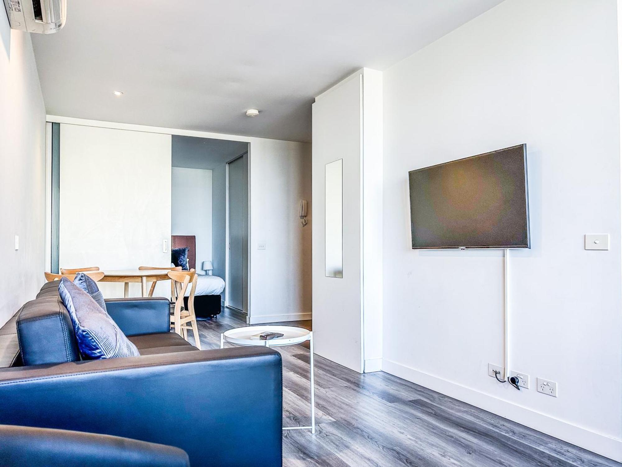 Aura2107, 2 Bedroom Apartment With Balcony, Stunning Yarra River And City Views メルボルン エクステリア 写真